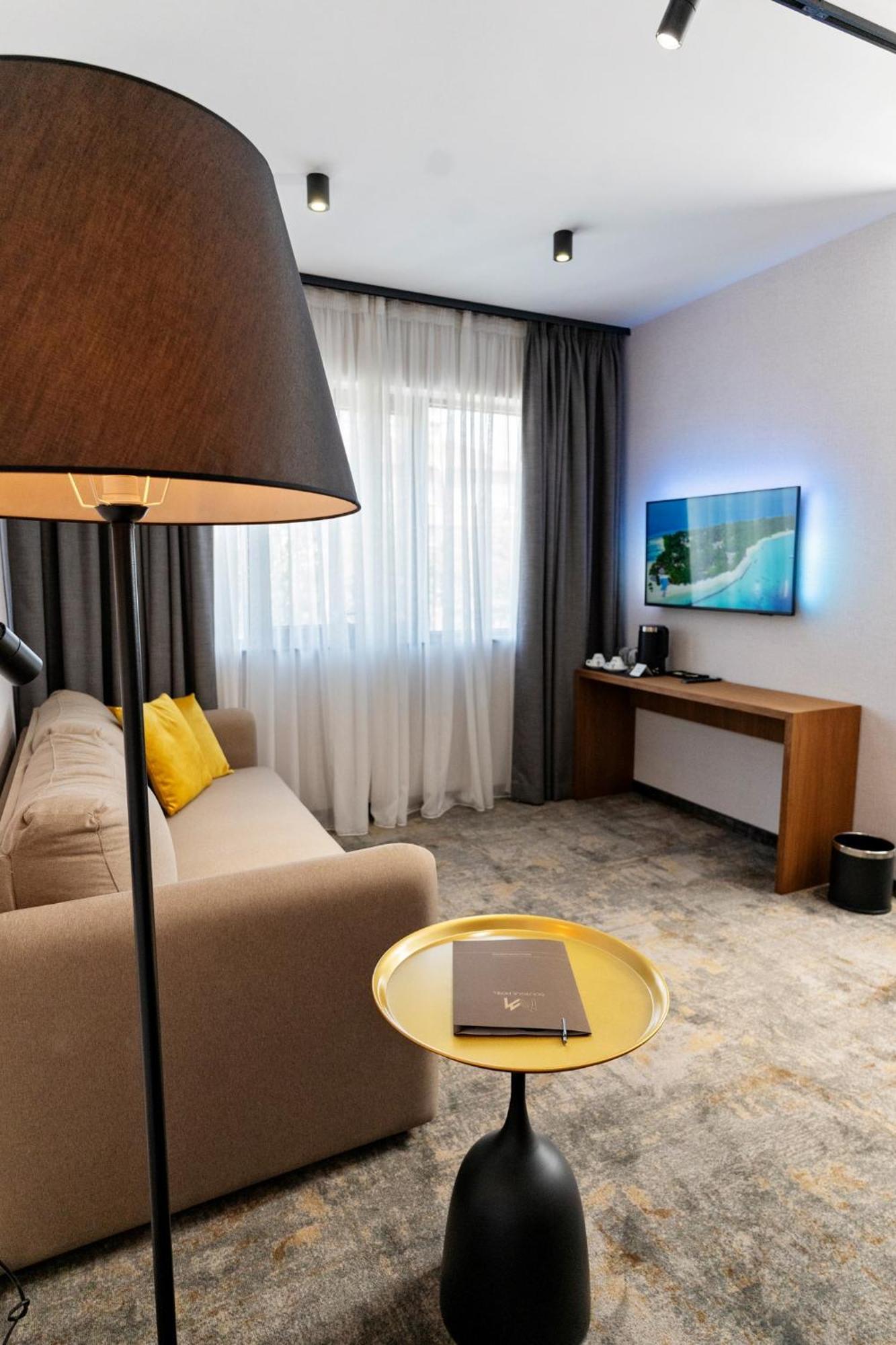 Mm Boutique Hotel Burgas Exterior foto